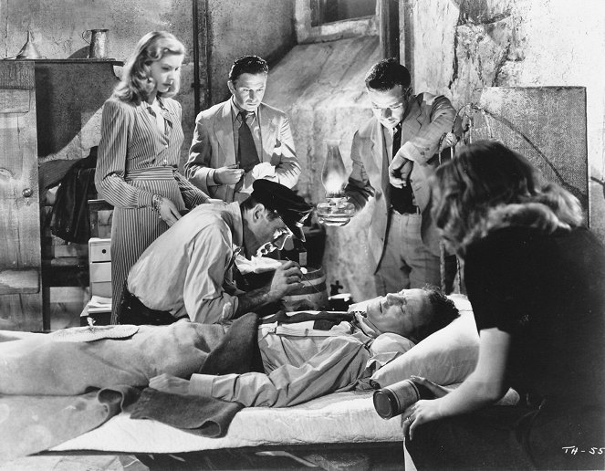 Haben und Nichthaben - Filmfotos - Lauren Bacall, Marcel Dalio, Humphrey Bogart
