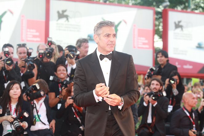 Gravitácia - Z akcií - George Clooney
