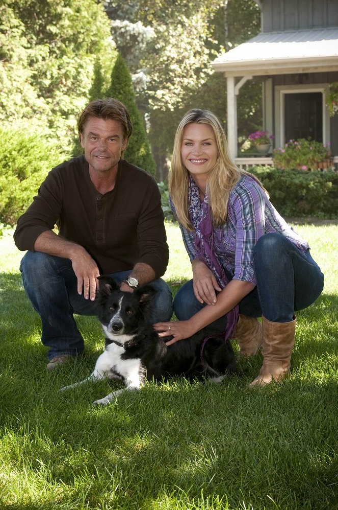 Family Gathering - Promoción - Harry Hamlin, Natasha Henstridge