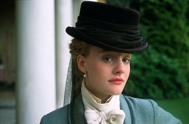 Daniel Deronda - Promo - Romola Garai