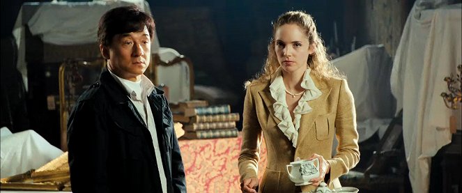 Shi er sheng xiao - Van film - Jackie Chan, Laura Weissbecker