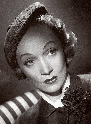Die Reise ins Ungewisse - Werbefoto - Marlene Dietrich