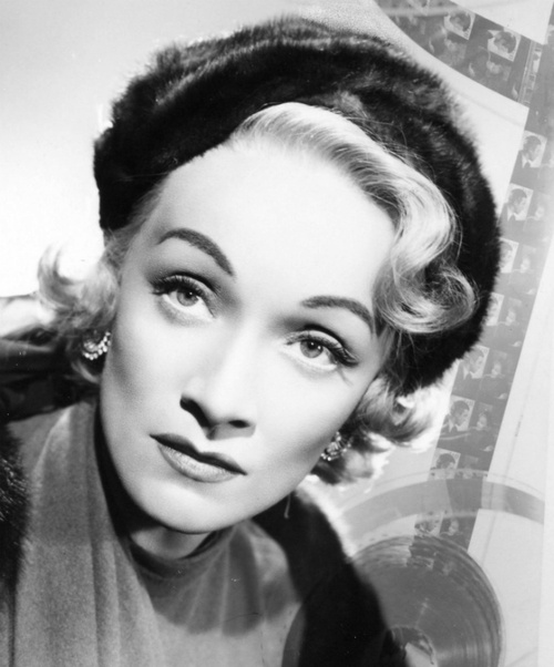 Není cesty v oblacích - Promo - Marlene Dietrich
