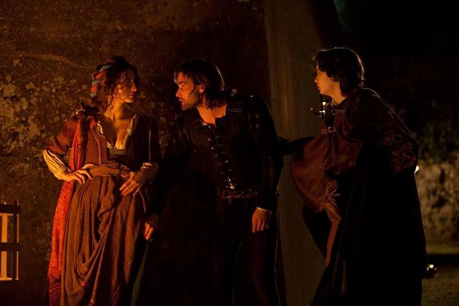 Romeo and Juliet - De la película - Christian Cooke, Kodi Smit-McPhee