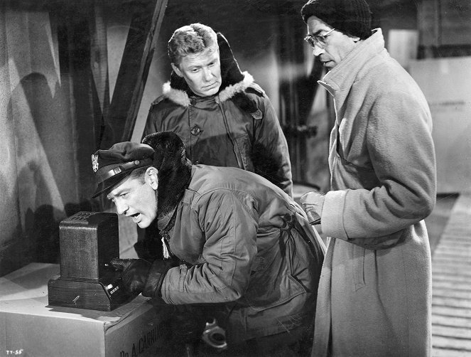 The Thing from Another World - Photos - Kenneth Tobey