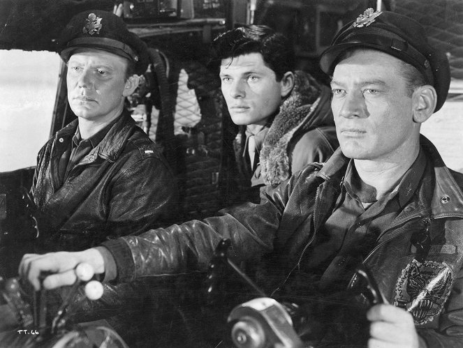 The Thing from Another World - Photos - Dewey Martin, Kenneth Tobey