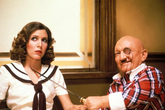 Under the Rainbow - Filmfotók - Carrie Fisher, Billy Barty