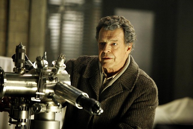 Fringe - Over There: Part 2 - Photos - John Noble