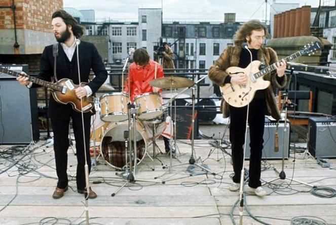 The Beatles: Rooftop Concert - Forgatási fotók - Paul McCartney, John Lennon