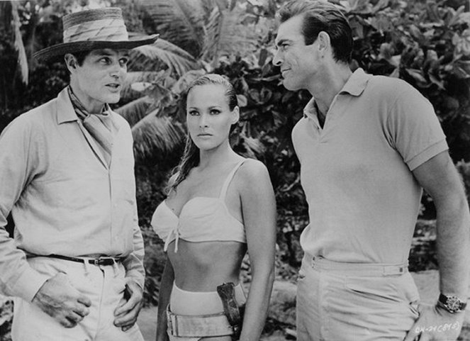James Bond 007 jagt Dr. No - Filmfotos - Ursula Andress, Sean Connery