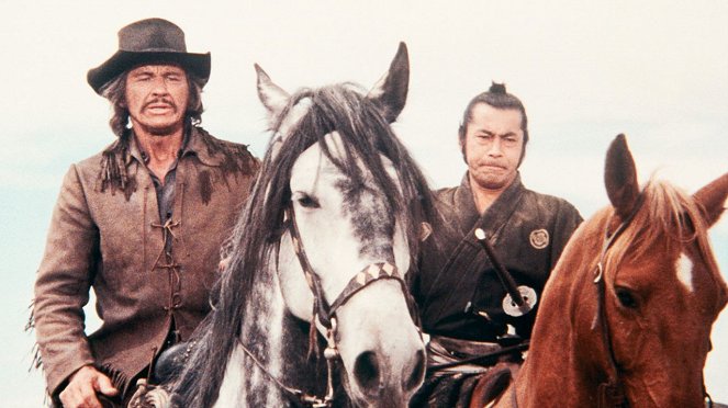 Samuraj i kowboje - Z filmu - Charles Bronson, Toshirō Mifune