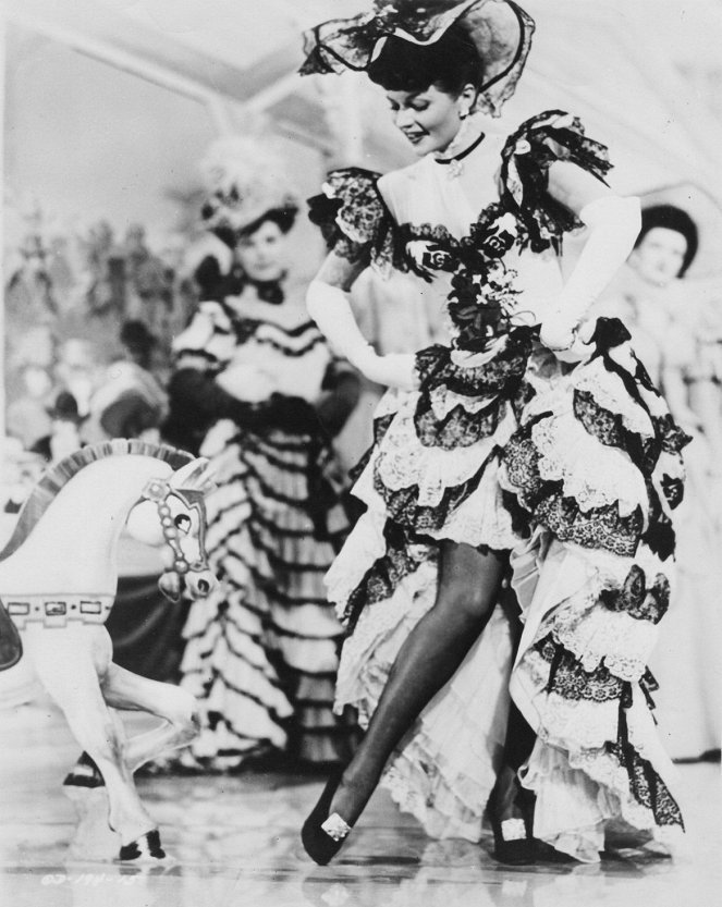 Kansikuvatyttö - Kuvat elokuvasta - Rita Hayworth