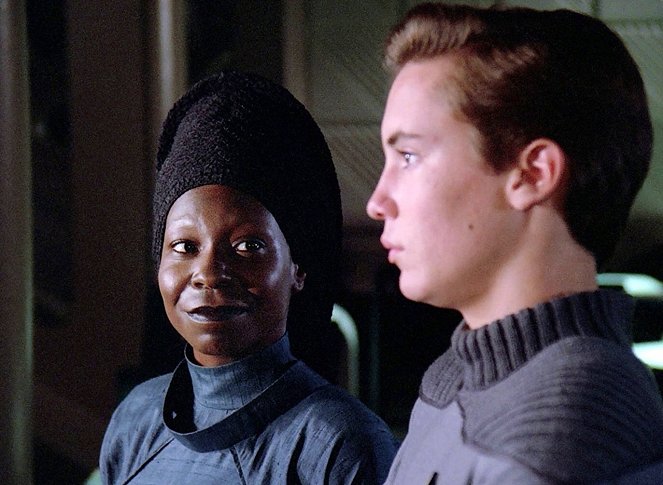 Star Trek: The Next Generation - Season 2 - The Child - Photos - Whoopi Goldberg, Wil Wheaton