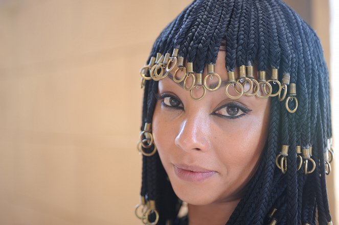 Nefertiti: Mummy Queen Mystery - Photos