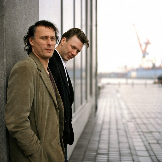 Day and Night - Photos - Michael Nyqvist, Mikael Persbrandt