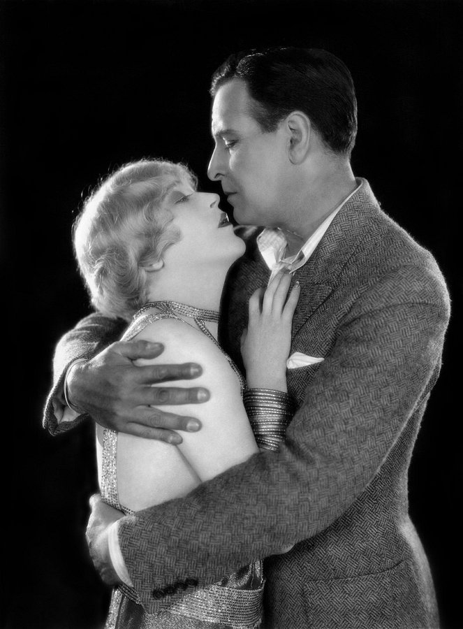 Altars of Desire - De la película - Mae Murray, Conway Tearle