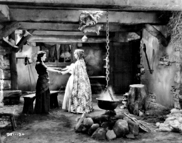 Annie Laurie - Filmfotos - Patricia Avery, Lillian Gish