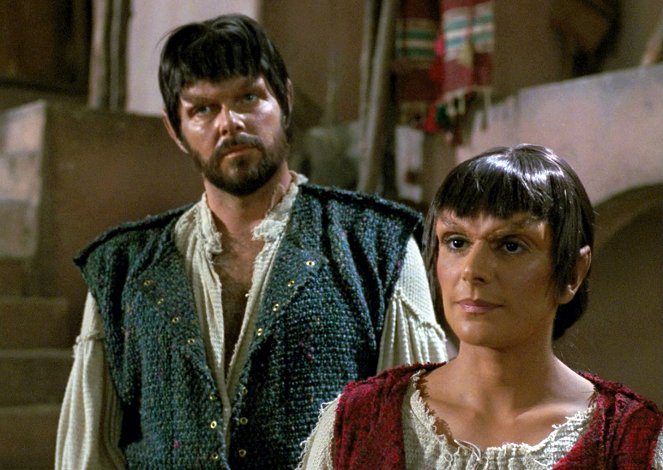 Star Trek: The Next Generation - Who Watches the Watchers - Van film - Jonathan Frakes, Marina Sirtis