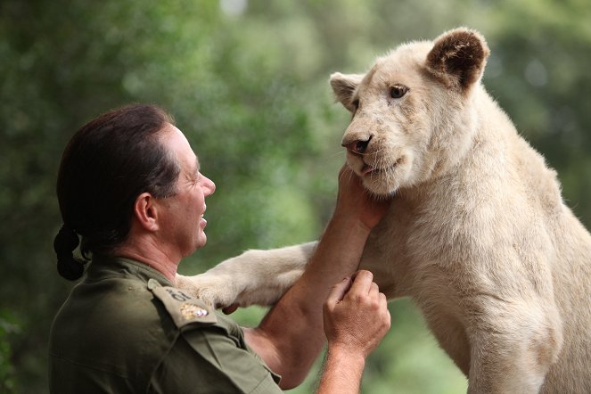 Lion Man: One World African Safari - Kuvat elokuvasta