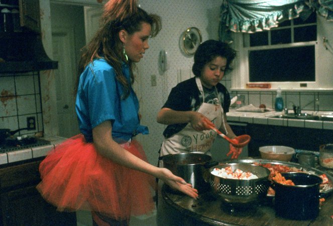 Teen Witch - Photos - Robyn Lively, Joshua John Miller