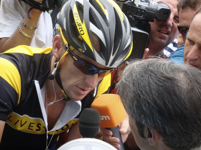 Lance Armstrong: Najväčší dopingový škandál - Z filmu