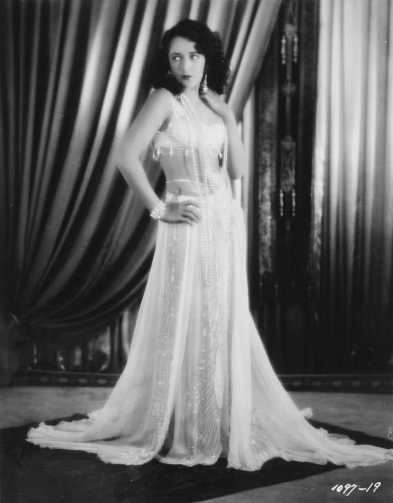 She's a Sheik - Promo - Bebe Daniels