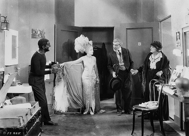 The Jazz Singer - Filmfotos - Al Jolson, May McAvoy, Otto Lederer, Eugenie Besserer