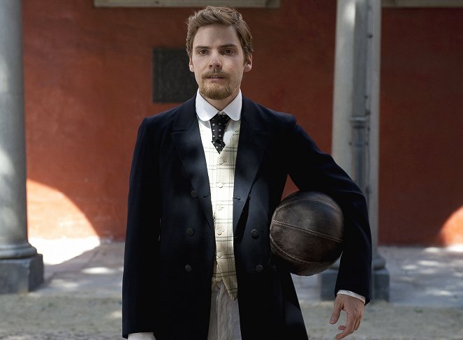 Lessons of a Dream - Photos - Daniel Brühl