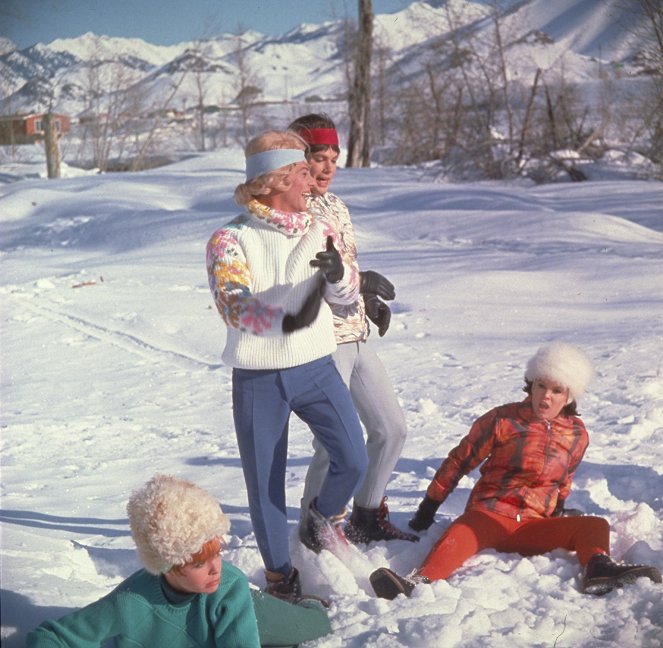 Ski Party - Z filmu - Deborah Walley, Frankie Avalon, Dwayne Hickman, Yvonne Craig