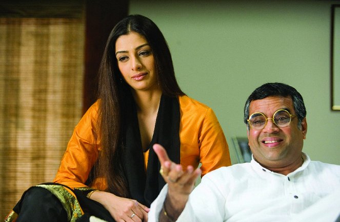 Cheeni Kum - De la película - Tabu, Paresh Rawal