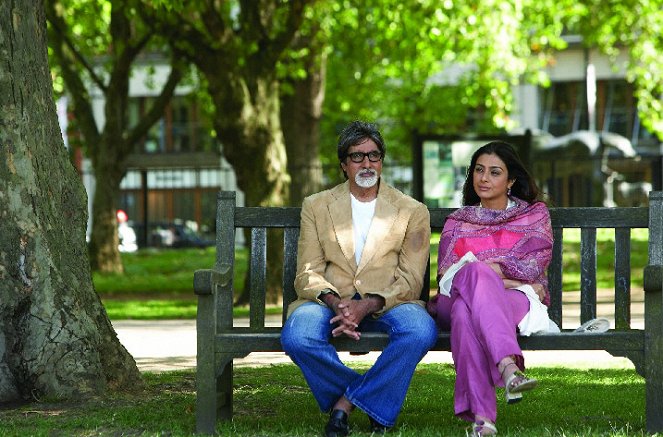 Kevés cukorral - Filmfotók - Amitabh Bachchan, Tabu