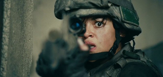Invasão Mundial: Batalha Los Angeles - Do filme - Michelle Rodriguez