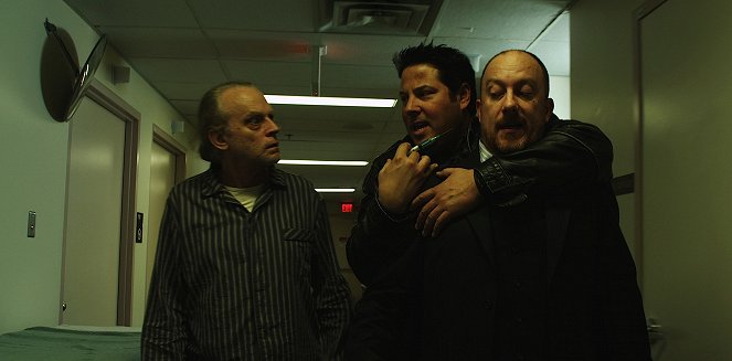 Apokalypsa: Smrtiace Slnko - Z filmu - Brad Dourif, Greg Grunberg