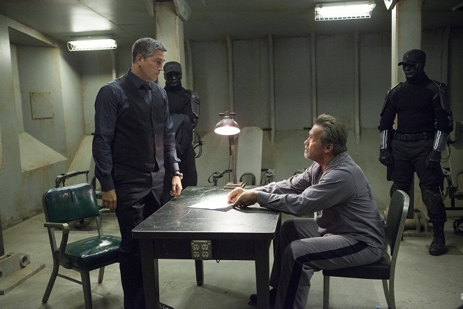 Útek z väzenia - Z filmu - James Caviezel, Arnold Schwarzenegger