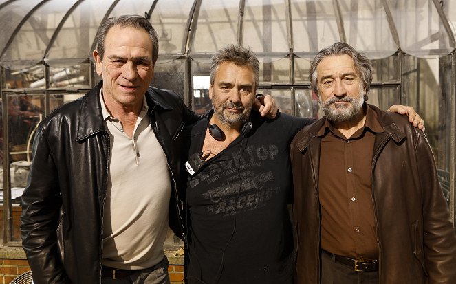 Mafiánovi - Z natáčení - Tommy Lee Jones, Luc Besson, Robert De Niro