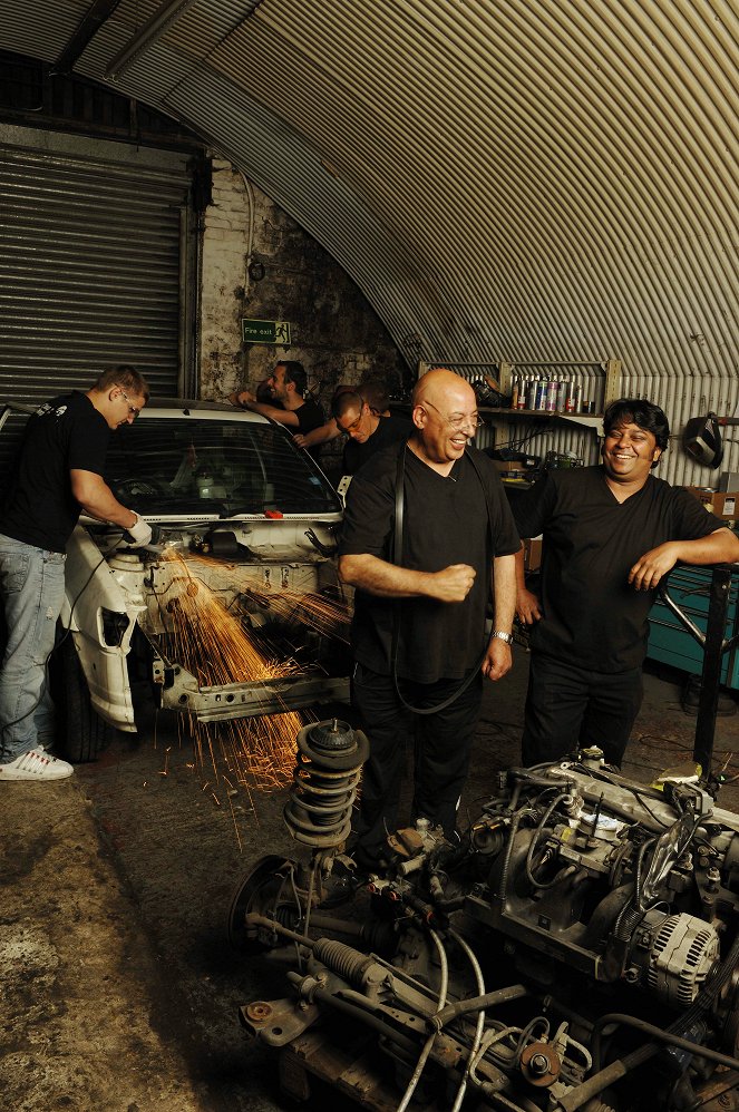 Chop Shop: London Garage - Photos - Bernie Fineman, Leepu Nizamuddin Awlia