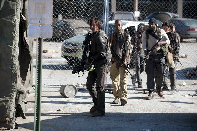 The Walking Dead - 30 Days Without an Accident - Van film - Norman Reedus, Lawrence Gilliard Jr., Chad L. Coleman