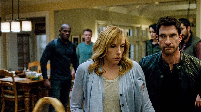 Hostages - Do filme - Toni Collette, Dylan McDermott