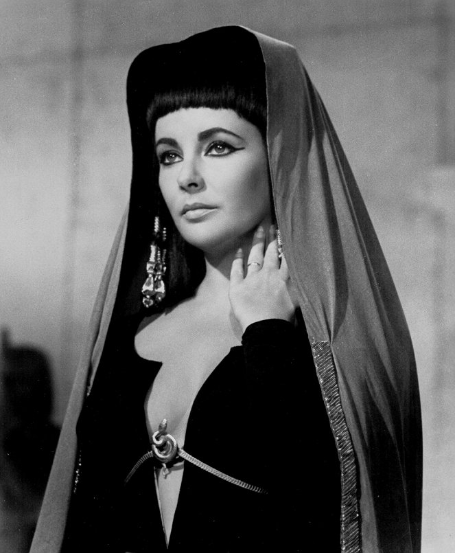 Cleopatra - Photos - Elizabeth Taylor