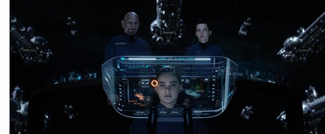 Ender's Game - Van film - Ben Kingsley, Hailee Steinfeld, Asa Butterfield