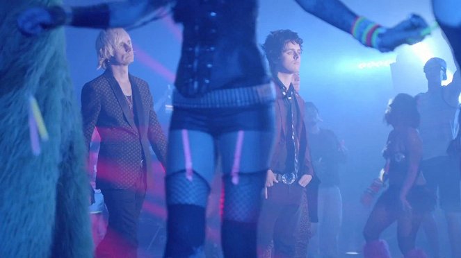 Green Day - Kill The DJ - Photos - Mike Dirnt, Billie Joe Armstrong