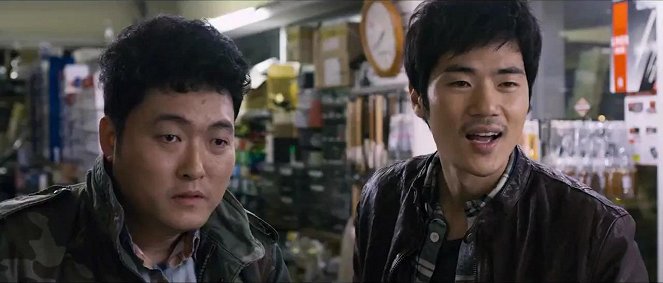 Saikometeuri - Z filmu - Joon-hyuk Lee, Gang-woo Kim