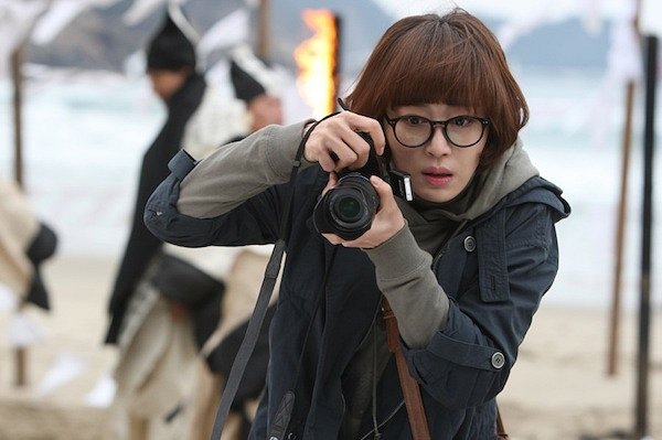 Jeomjaengyideul - Filmfotók - Ye-won Kang
