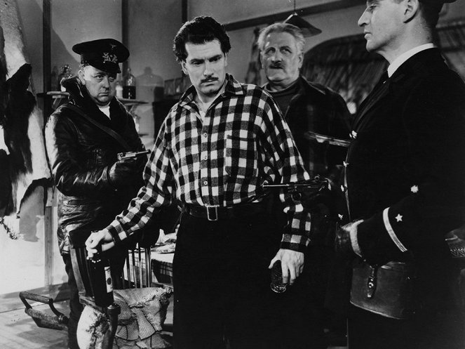 A negyvenkilencedik szélességi fok - Filmfotók - Laurence Olivier, Finlay Currie