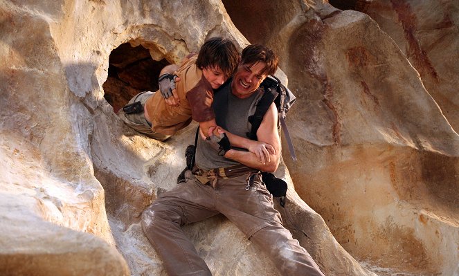 Cesta do středu Země - Z filmu - Josh Hutcherson, Brendan Fraser