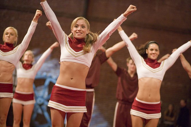 Bring It On: All or Nothing - Photos - Emme Rylan, Danielle Savre