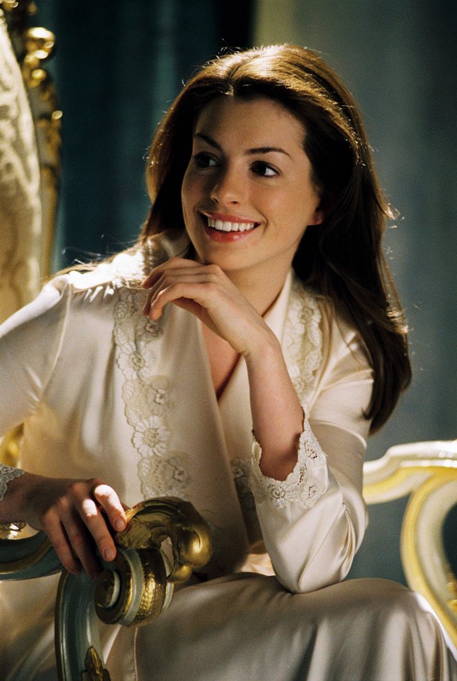 Denník princeznej 2: Kráľovstvo v ohrození - Z filmu - Anne Hathaway