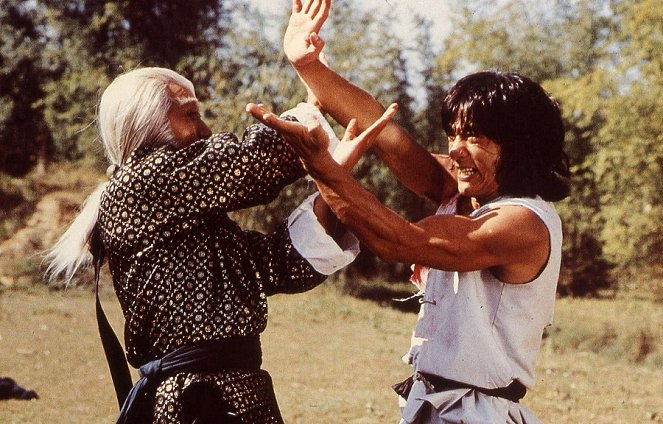 Zwei Schlitzohren in der Knochenmühle - Filmfotos - Shi-Kwan Yen, Jackie Chan