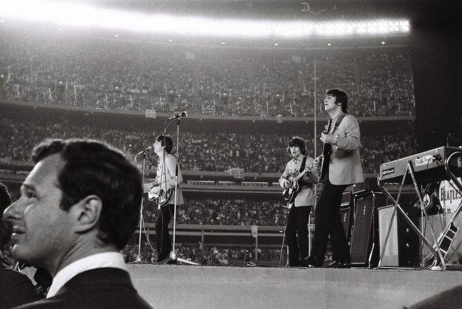 The Beatles at Shea Stadium - Kuvat elokuvasta - Brian Epstein, Paul McCartney, George Harrison, John Lennon
