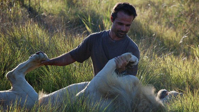 The Lion Ranger - De la película - Kevin Richardson